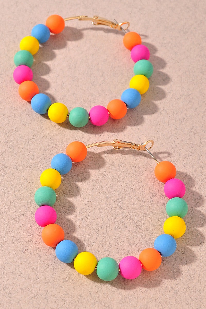 SMOOTH TEXTURE BEADED HOOP EARRINGS