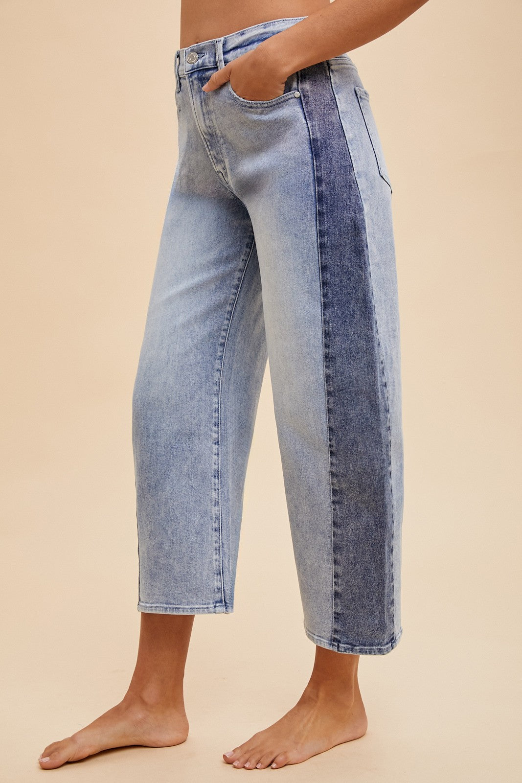 Two Tone Side Panel Stretch Barrel Leg Crop Jean