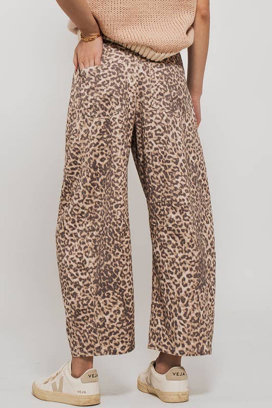 Leopard Print Stitch Detail Barrel Jeans