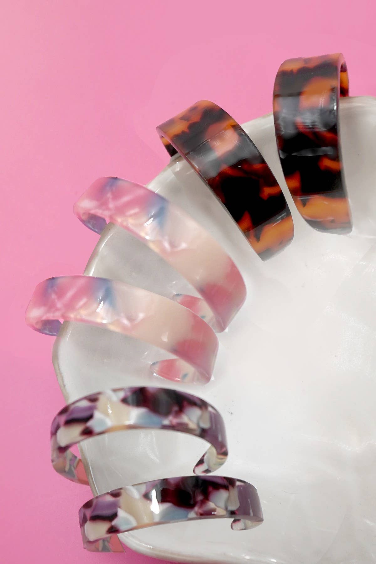 MULTI CLASSIC ACRYLIC HOOP TRIO EARRINGS | 40E457: TRIO