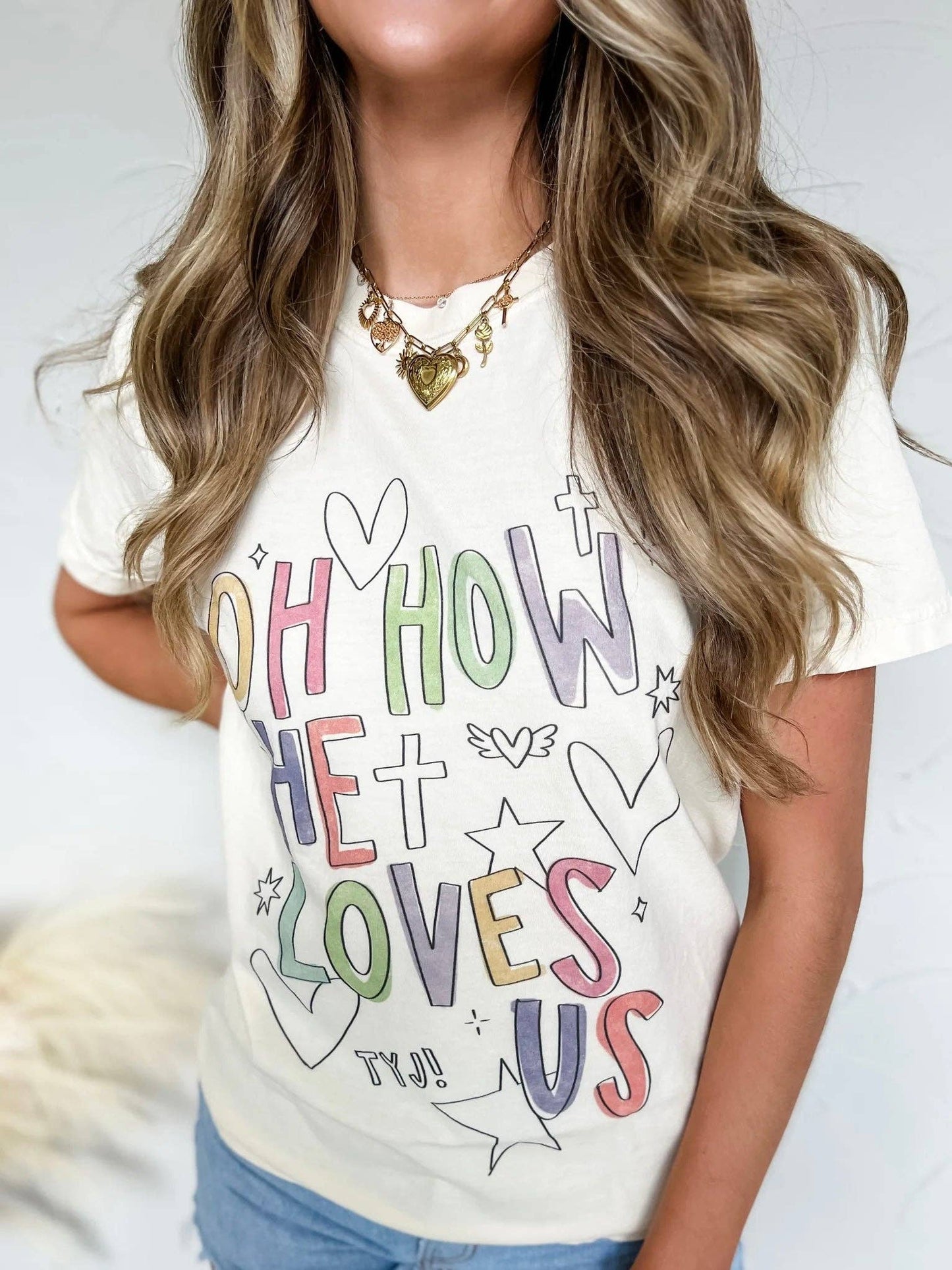 Oh How He Loves Us Tee