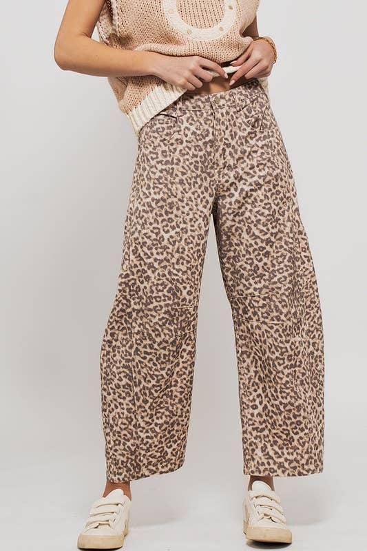 Leopard Print Stitch Detail Barrel Jeans