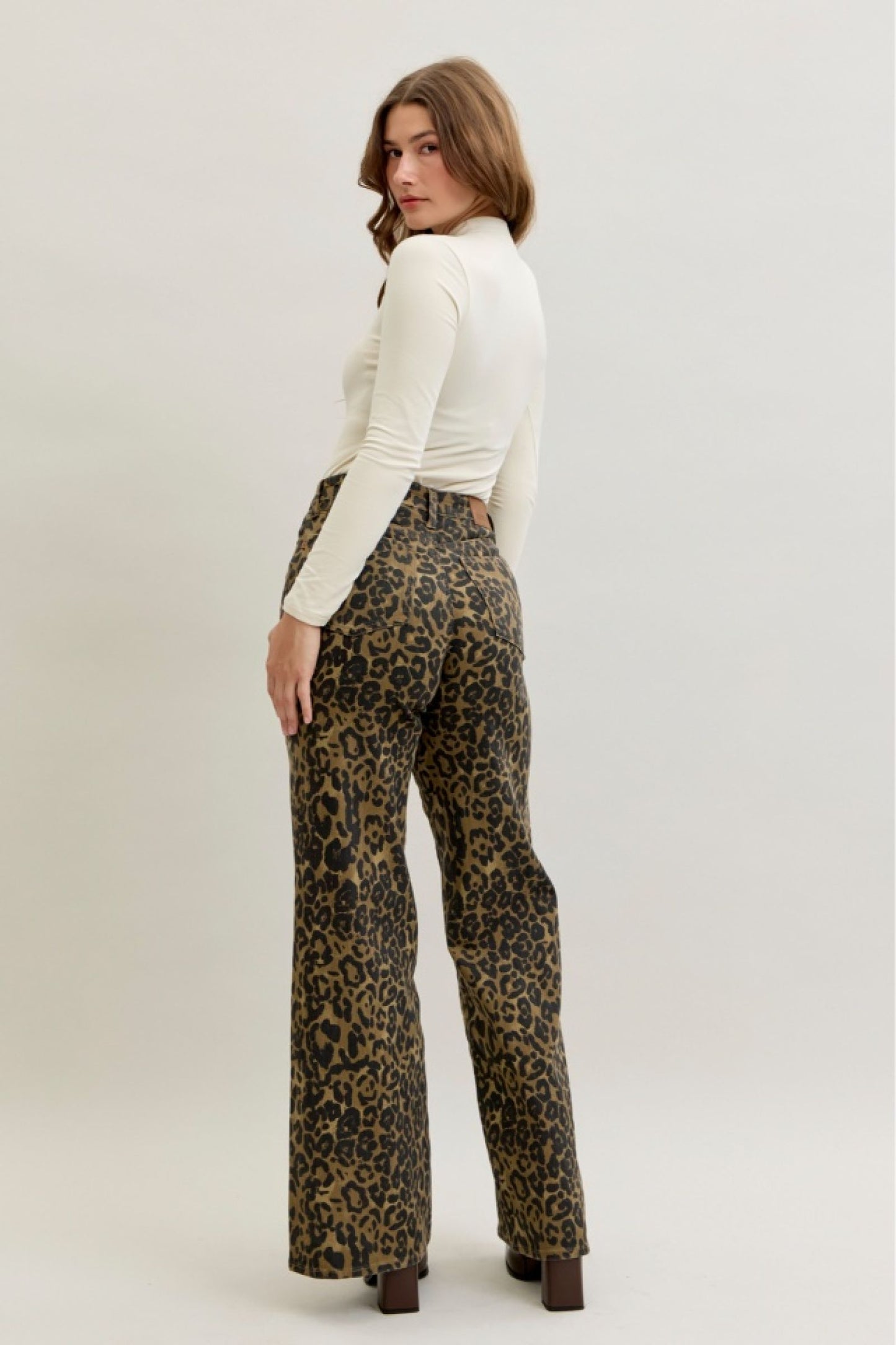 Judy Blue High Waist Retro Wide Leopard Print 881022