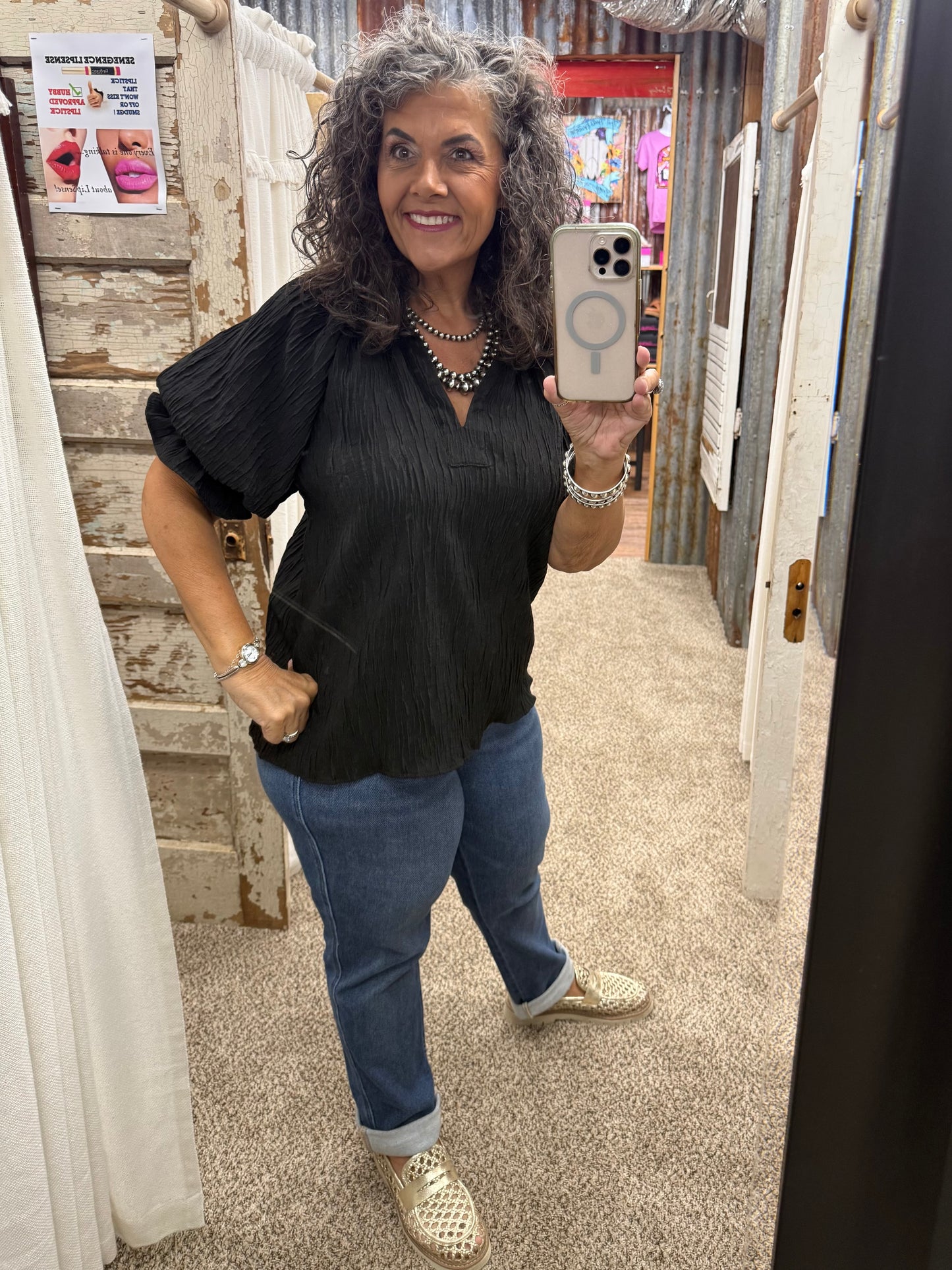 UMGEE Black Textured Puff Sleeve Split Neck Top