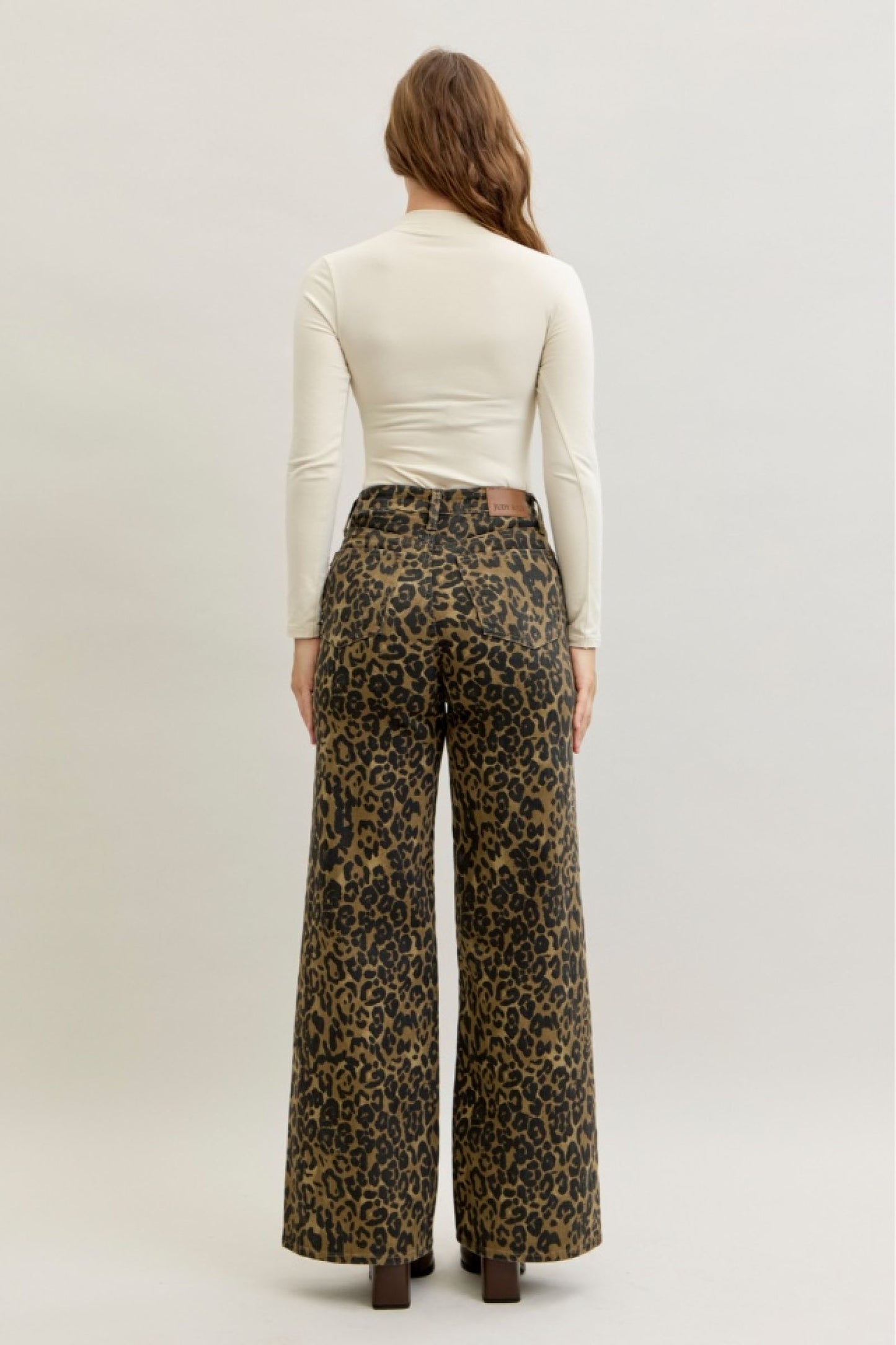 Judy Blue High Waist Retro Wide Leopard Print 881022