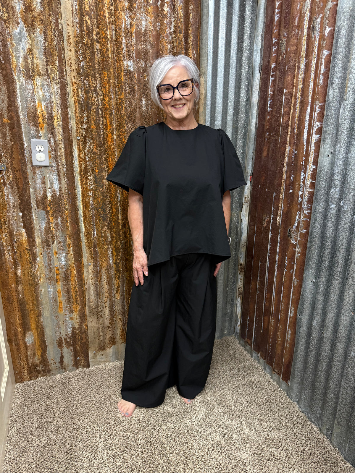 Brad & Rena Relaxed Pants - Black