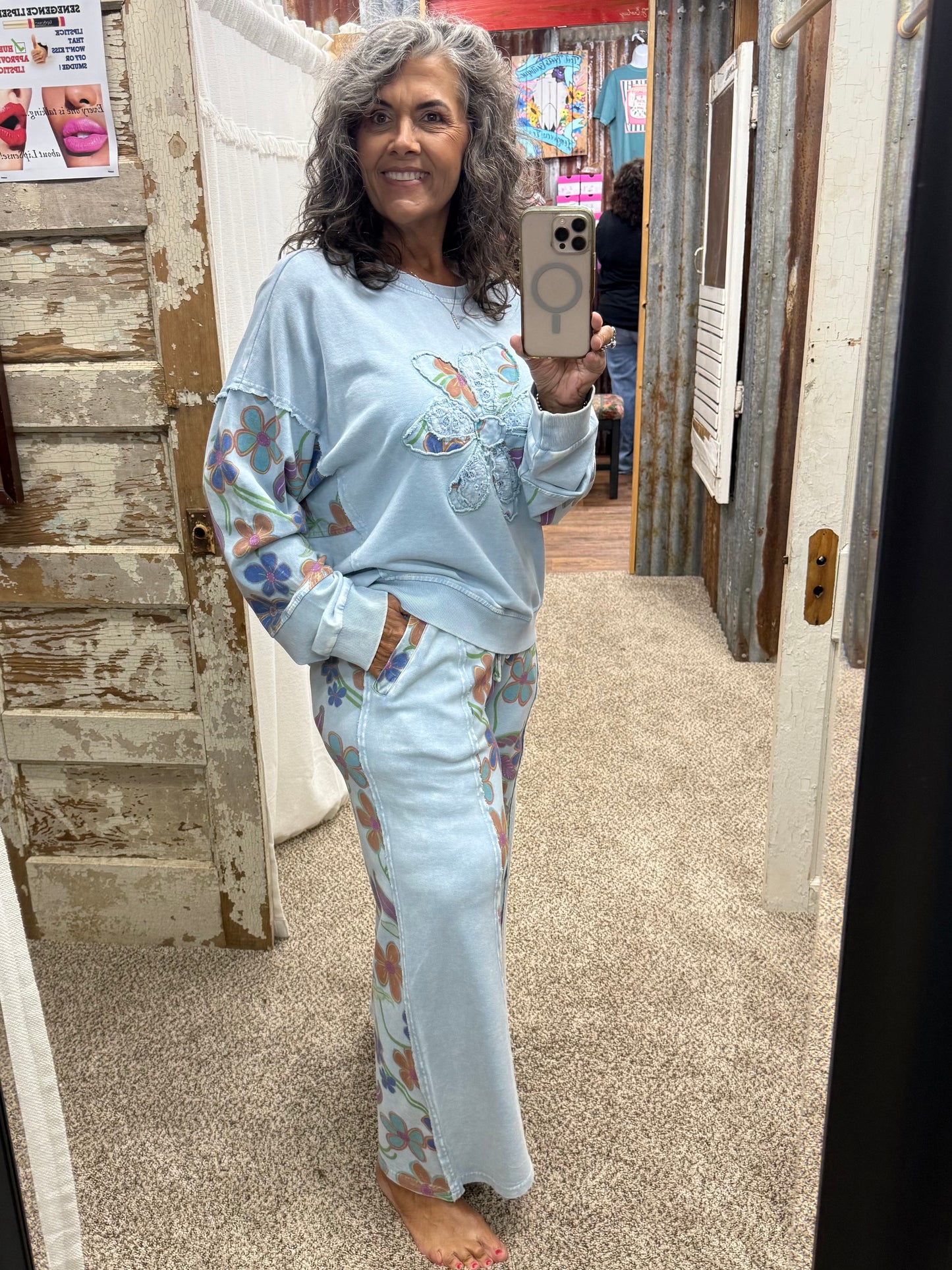 💙🌸 Peri Blue Perfection… Cozy Meets Boutique Beautiful! 🌸💙