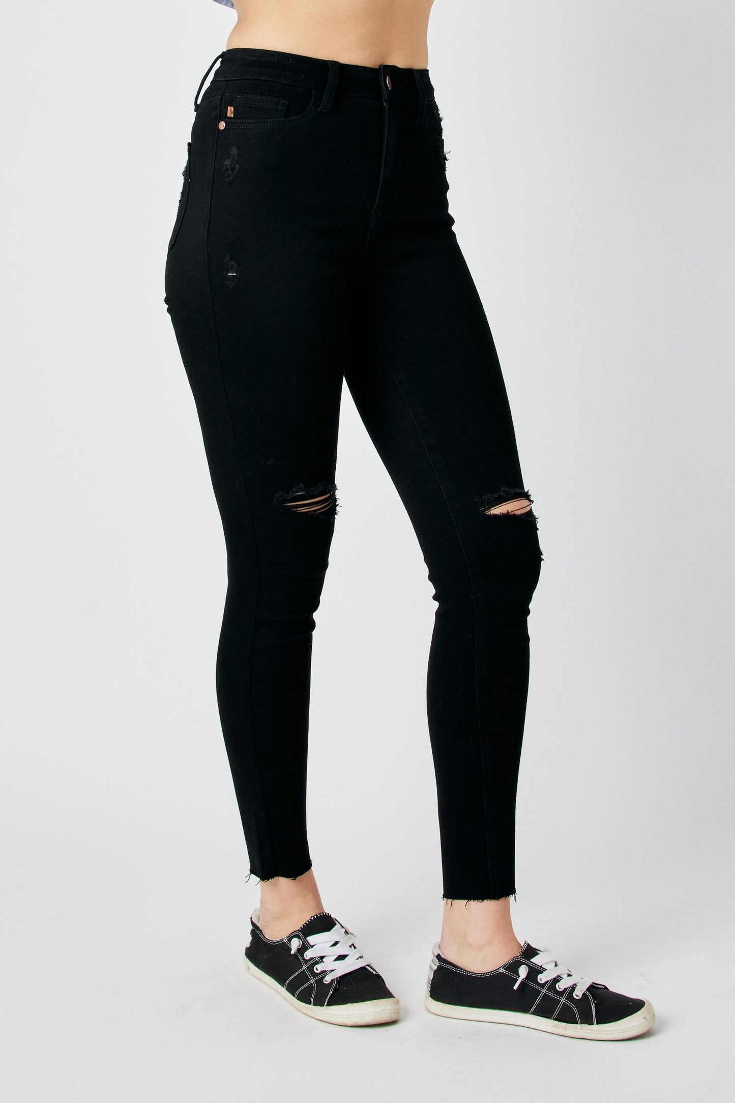 Sale* Judy Blue H/W Black Destroy Knee Raw Hem Skinny 88562