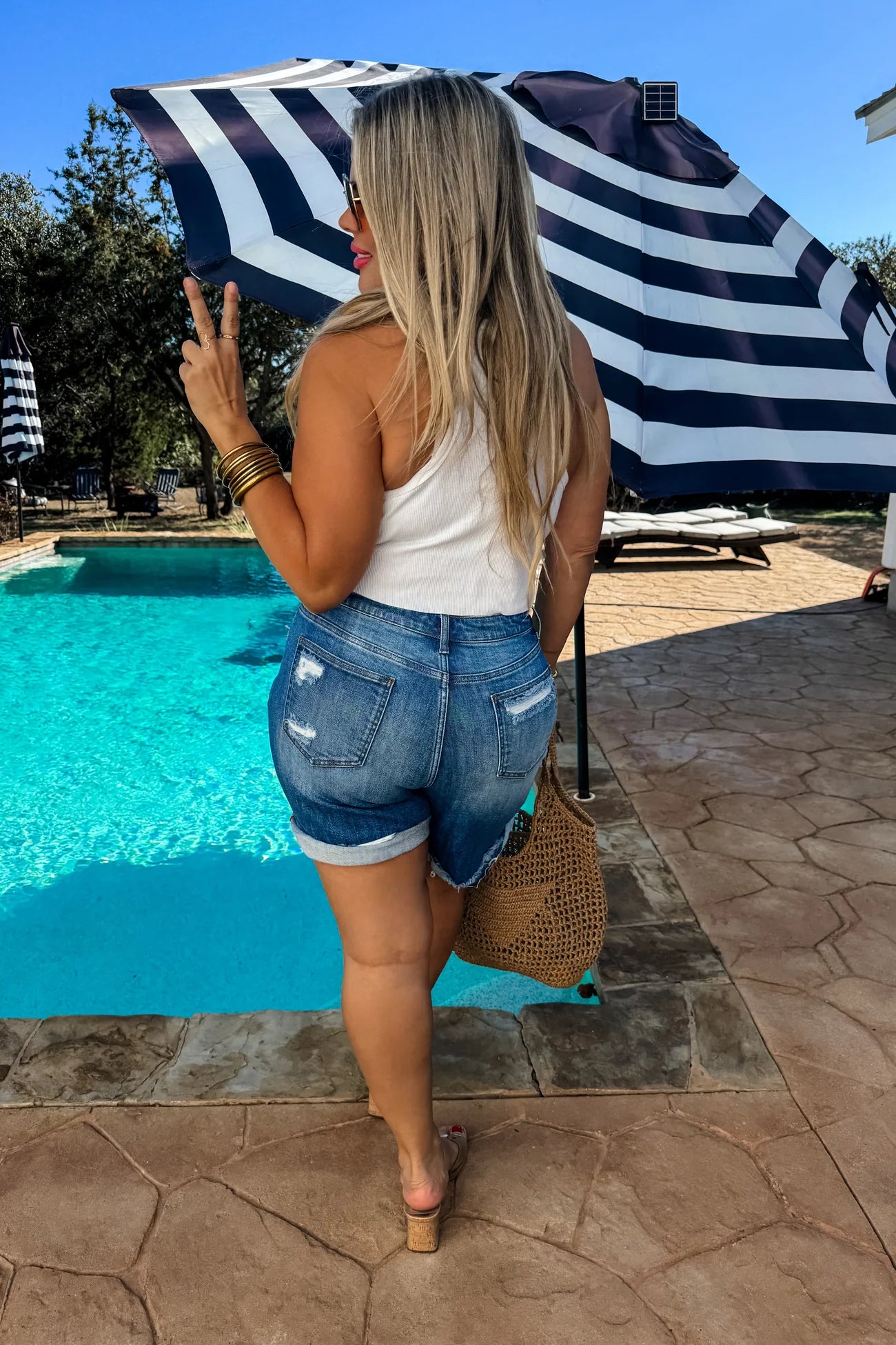 BLAKELEY GEORGIA DISTRESSED SHORTS