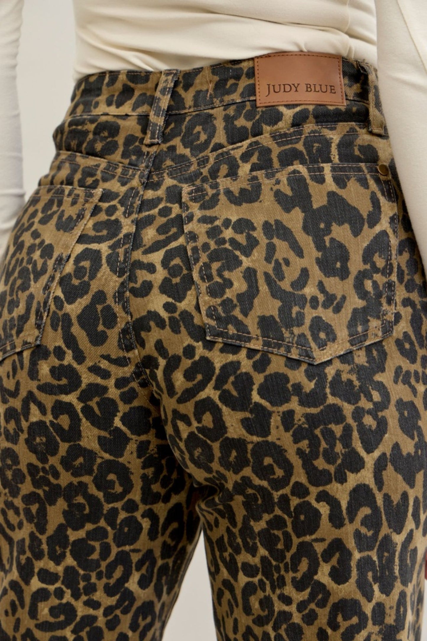 Judy Blue High Waist Retro Wide Leopard Print 881022