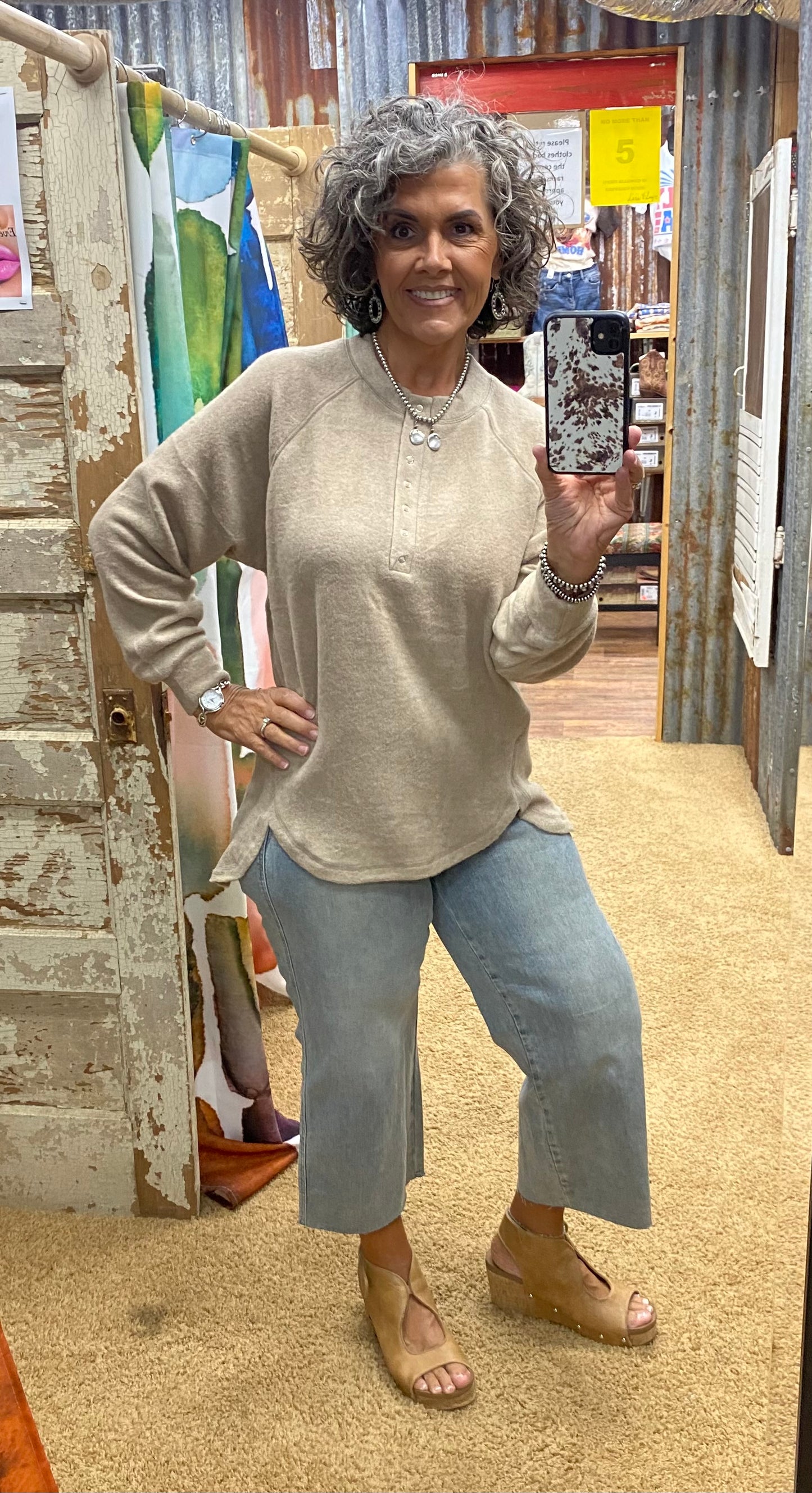 Sale* Judy Blue Mid Rise Tummy Control Raw Hem Crop Wide Leg Jean 88903