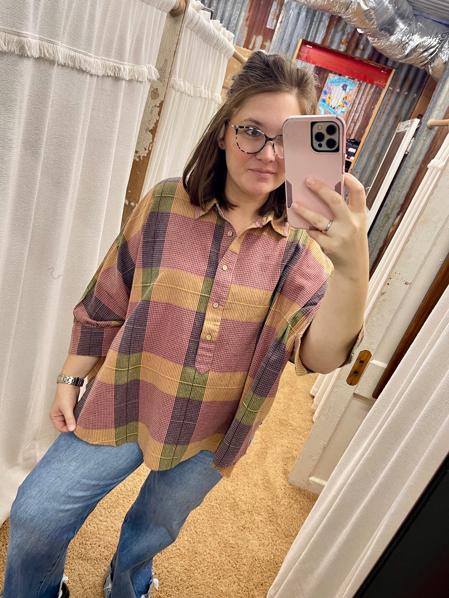 PLAID PATTERNED BUTTON DOWN OVERSIZED SHIRT