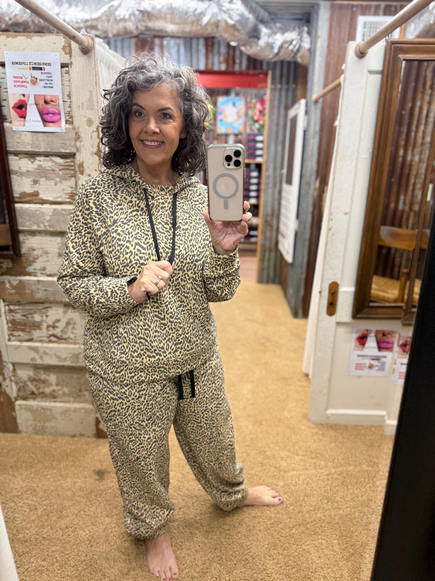 ๐ Wild & Cozy Sweat Set