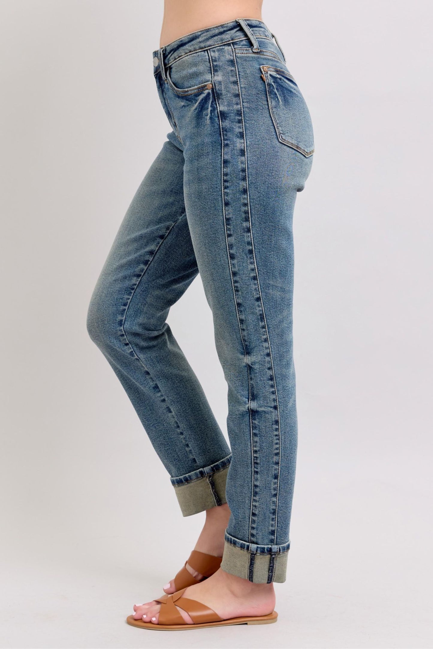 Judy Blue Mid Rise Vintage Wash Boyfriend Jeans 88946