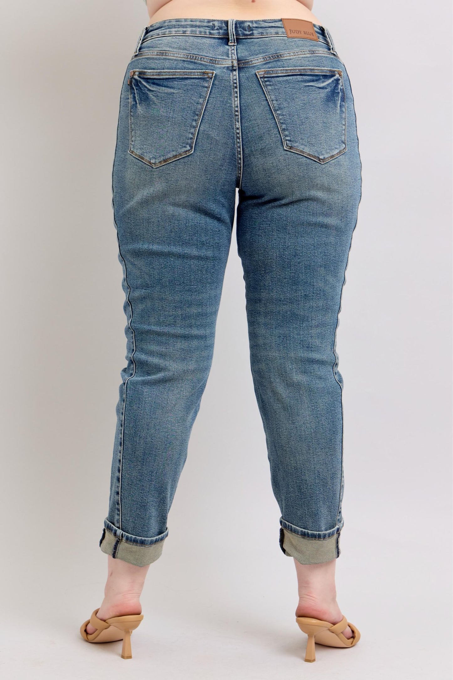 Judy Blue Mid Rise Vintage Wash Boyfriend Jeans 88946