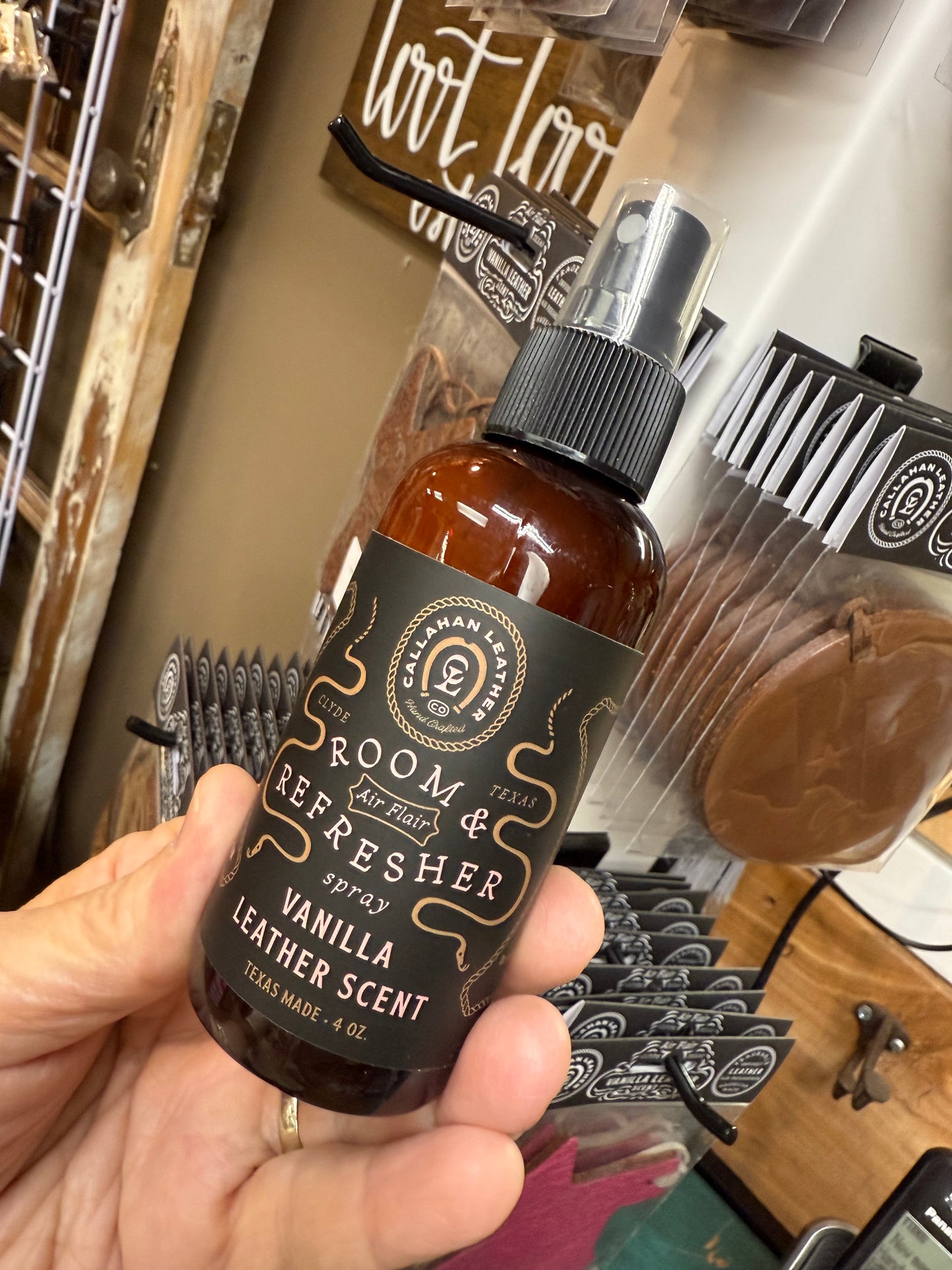 Room & Air Flair Refresher Spray