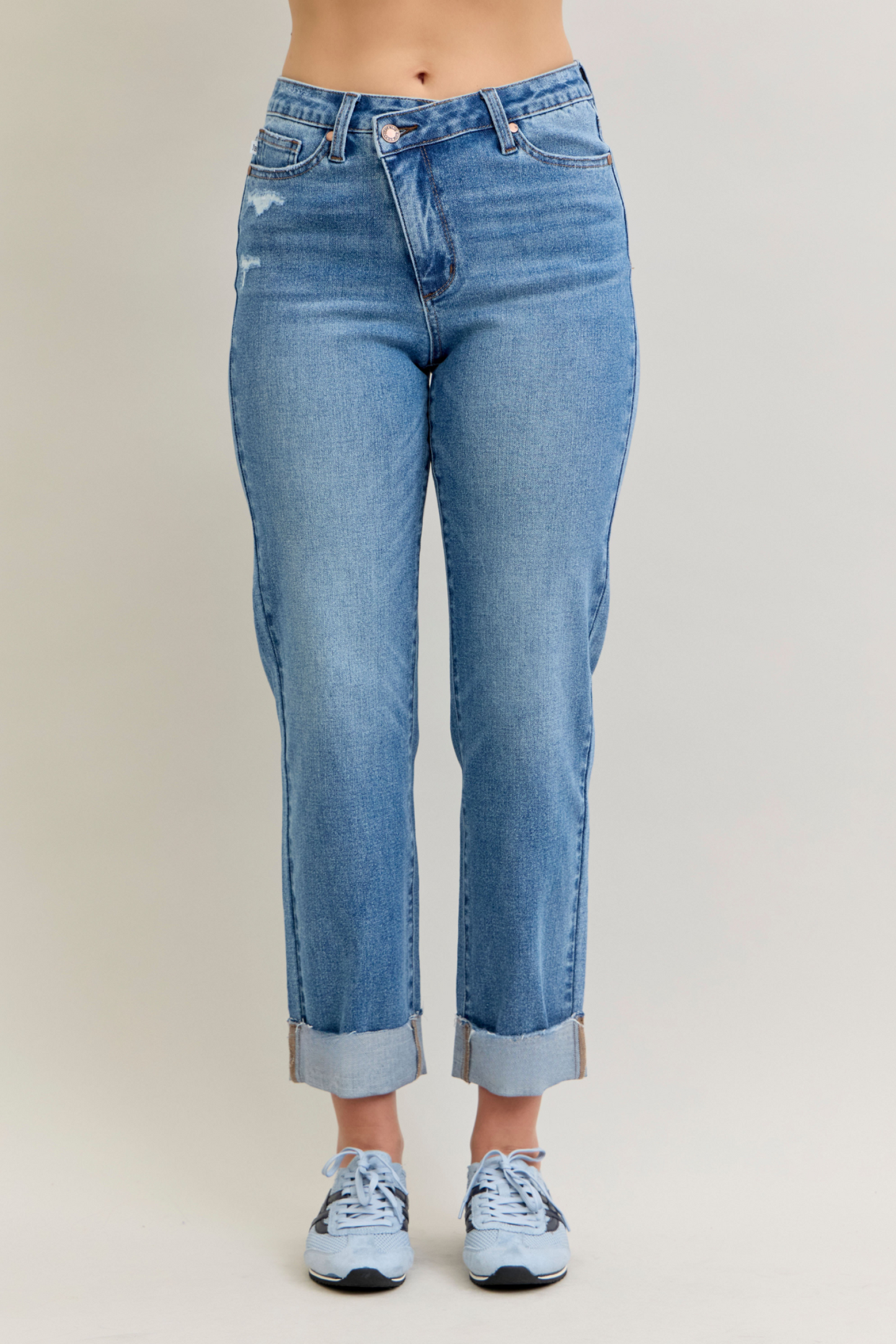Judy Blue HW BF Criss-Cross Mild Destroy Single Cuff Jeans 881003