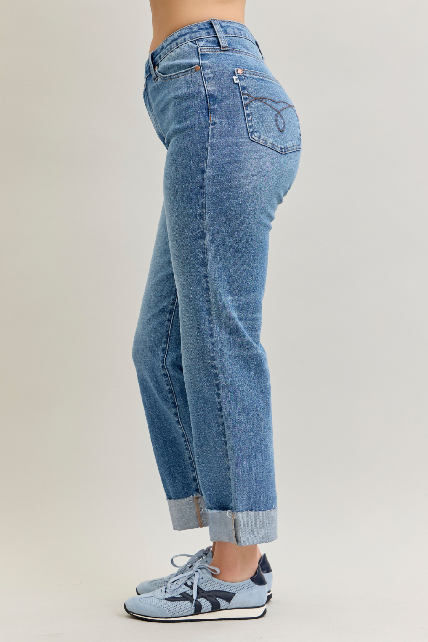 Judy Blue HW BF Criss-Cross Mild Destroy Single Cuff Jeans 881003
