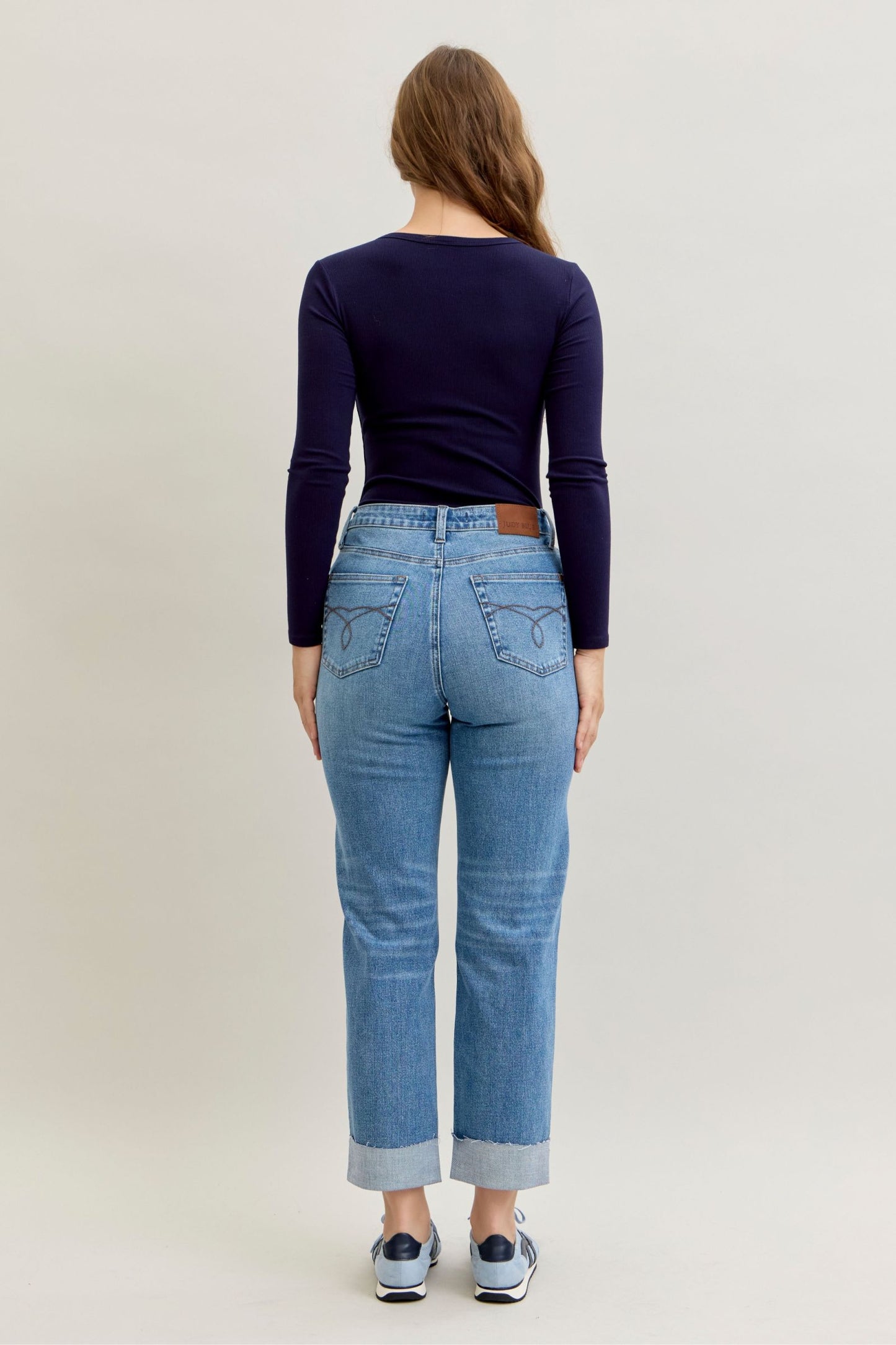 Judy Blue HW BF Criss-Cross Mild Destroy Single Cuff Jeans 881003