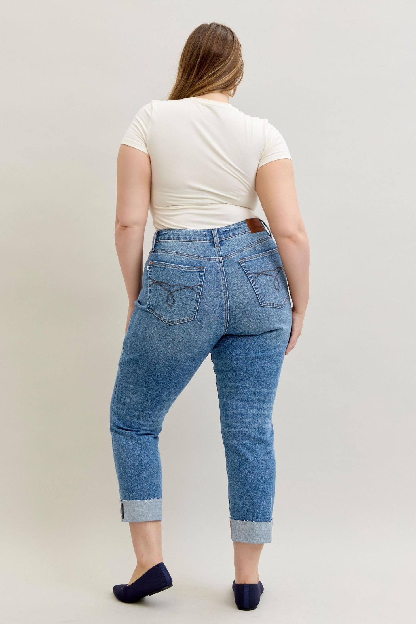 Judy Blue HW BF Criss-Cross Mild Destroy Single Cuff Jeans 881003