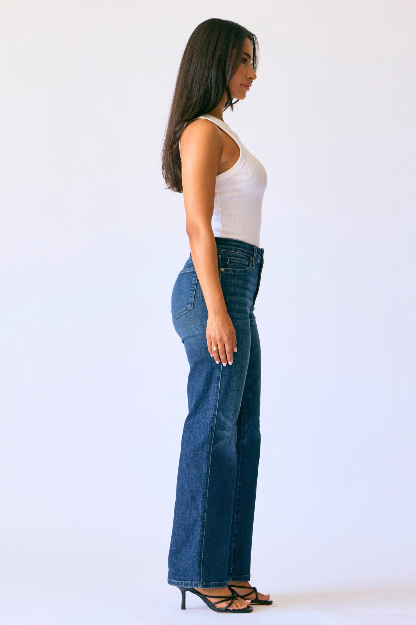 Judy Blue PETITE Mid Rise Straight Leg Tummy Control Classic Jeans 88861