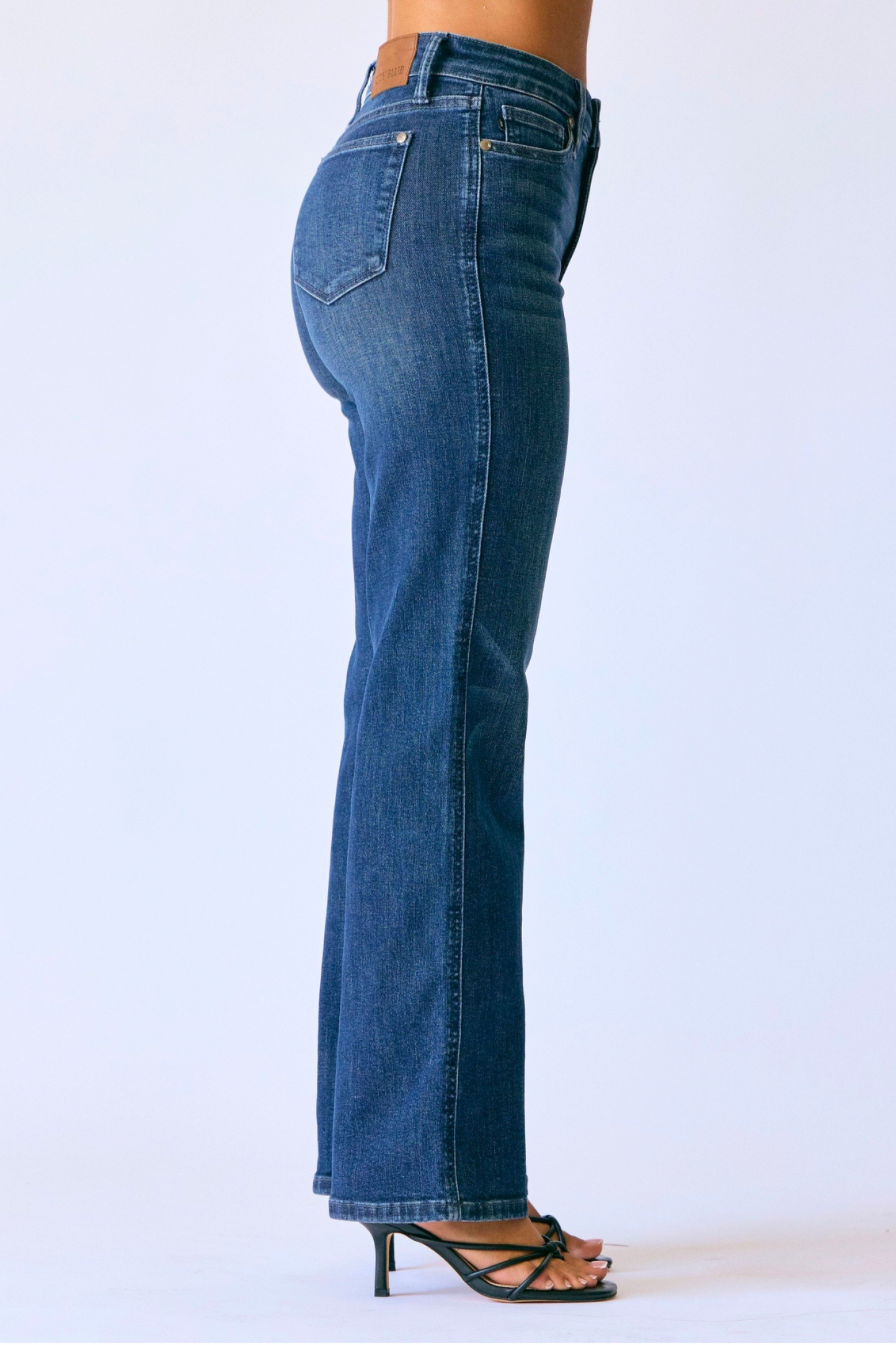 Judy Blue PETITE Mid Rise Straight Leg Tummy Control Classic Jeans 88861