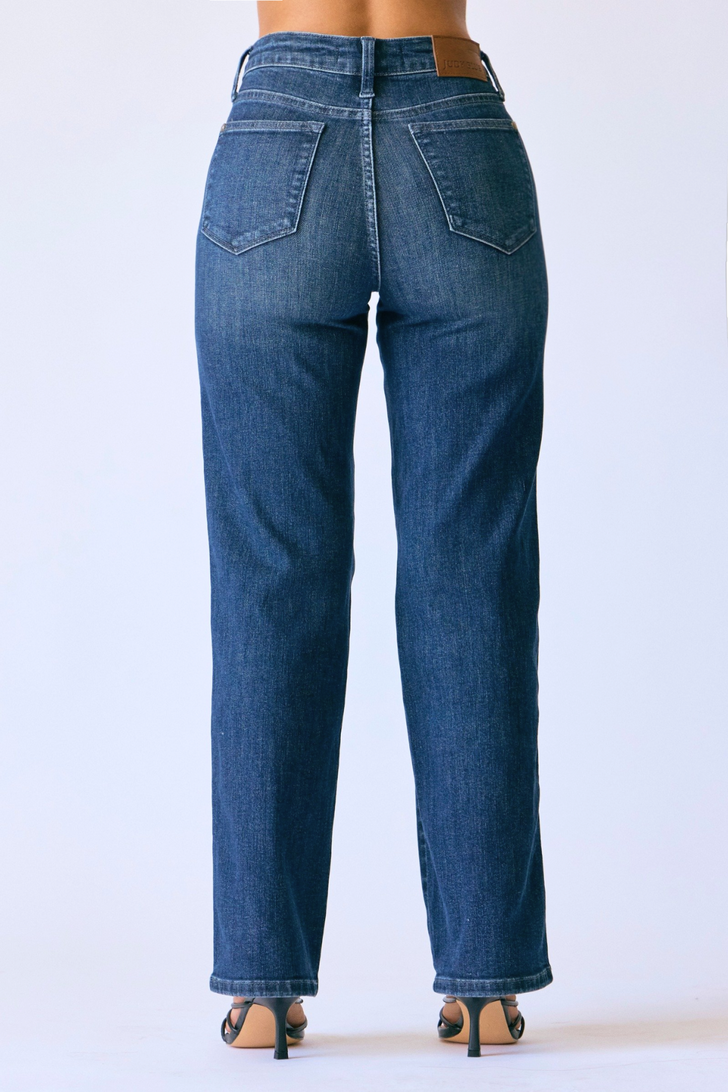 Judy Blue PETITE Mid Rise Straight Leg Tummy Control Classic Jeans 88861