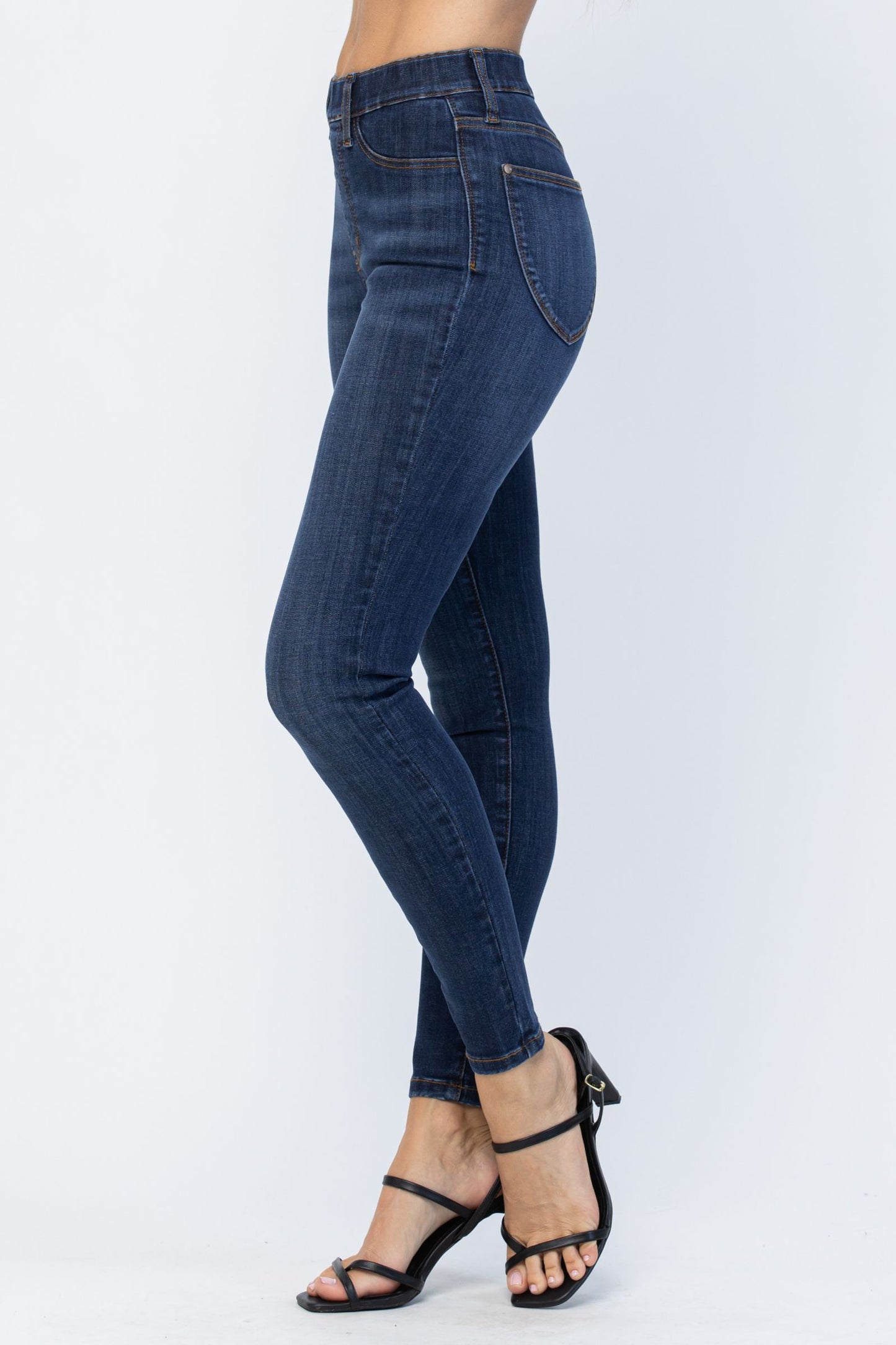 SALE* Judy Blue HW Pull-On Skinny Jeans 88539