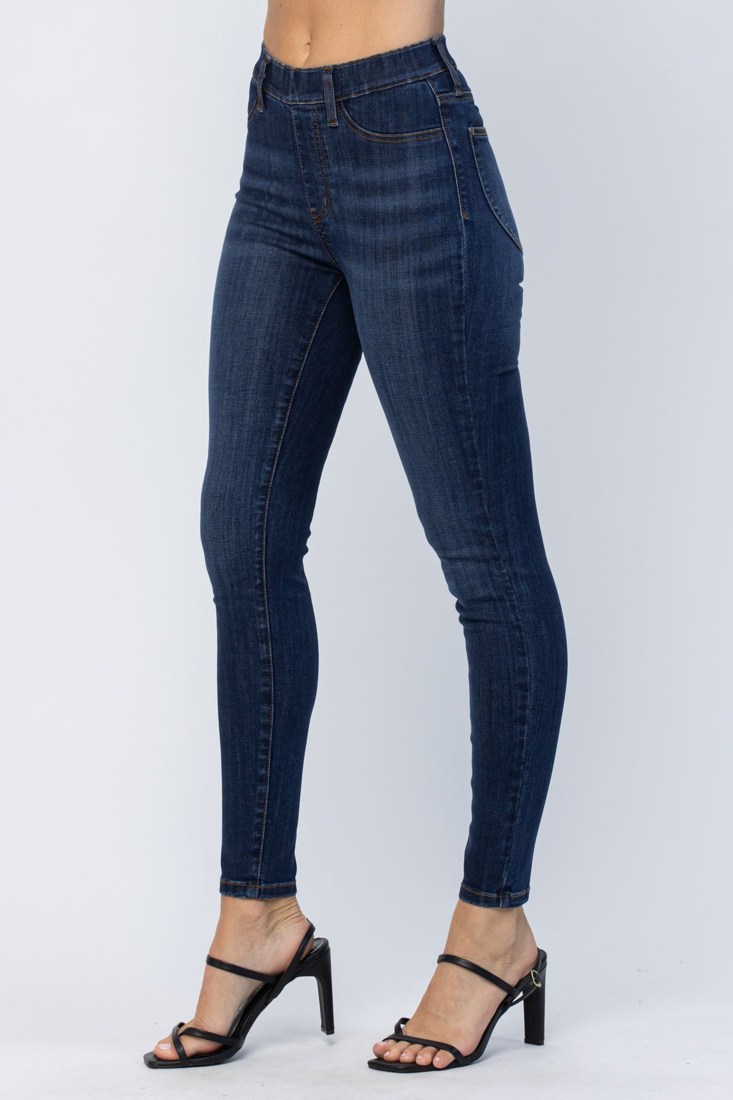 SALE* Judy Blue HW Pull-On Skinny Jeans 88539