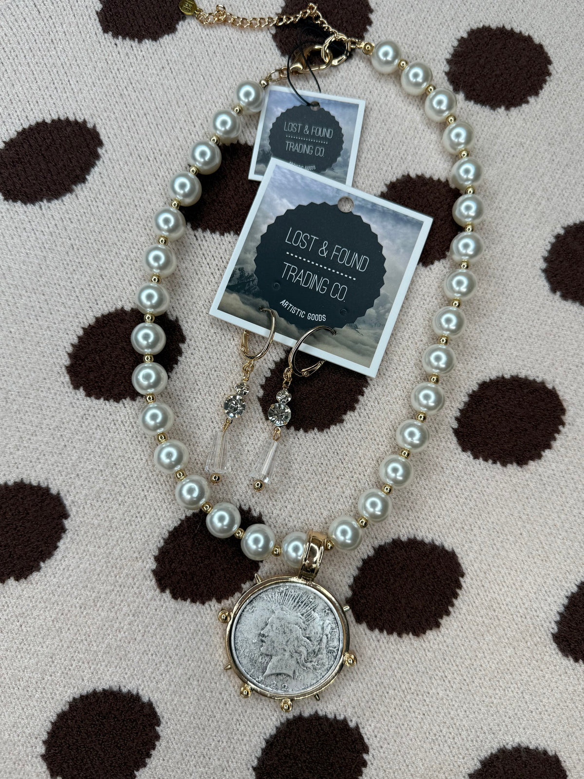 The Lady Liberty Pearl Necklace & Earring Set