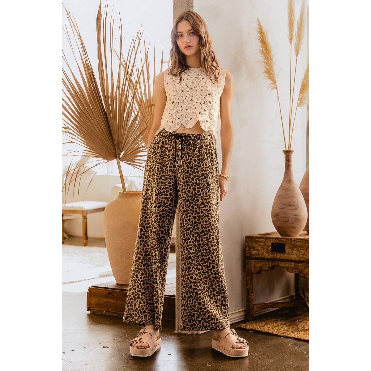 WIDE LEG LEOPARD TWILL PANTS WITH DRAWSTRING