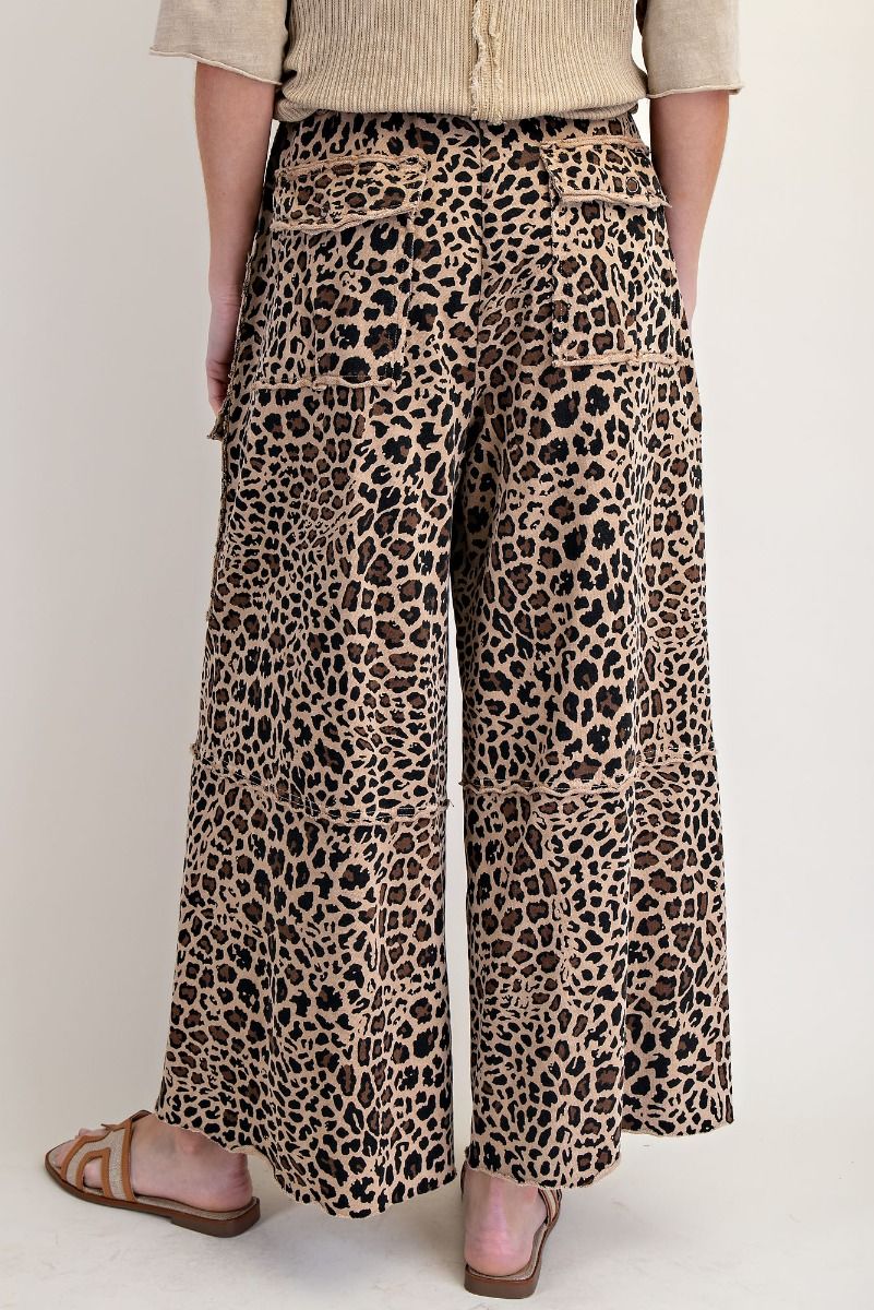 MOCHA ANIMAL PRINTED TERRY KNIT MINERAL WASHED CARGO PANTS