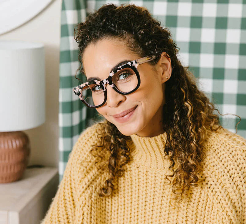 Showbiz Readers by Peepers