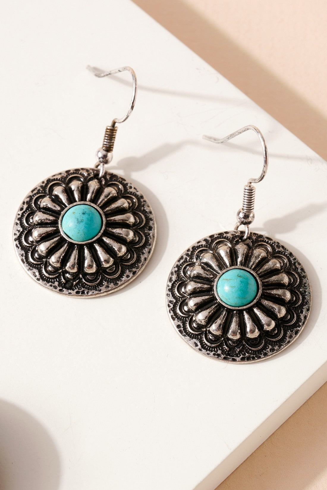 Western Concho Y-Shape Necklace