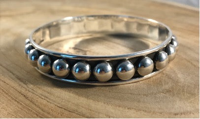 BOHO SOL 8MM Ball 925 Sterling Bangle T408