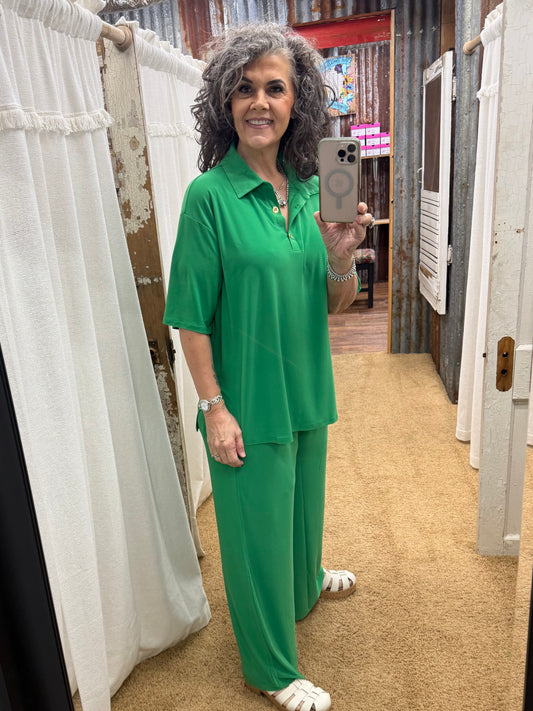 2-Piece Blouse + Relaxed Pants Resort Wear Kelly Green Set