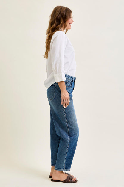 Judy Blue HW R.M. Barrel w/ Dart Detailing Jeans 881152
