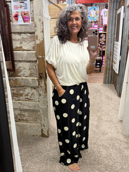 UMGEE Ivory Double Lined Bubble Sleeve & Hem Top