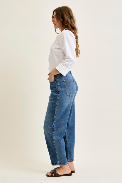 Judy Blue HW R.M. Barrel w/ Dart Detailing Jeans 881152