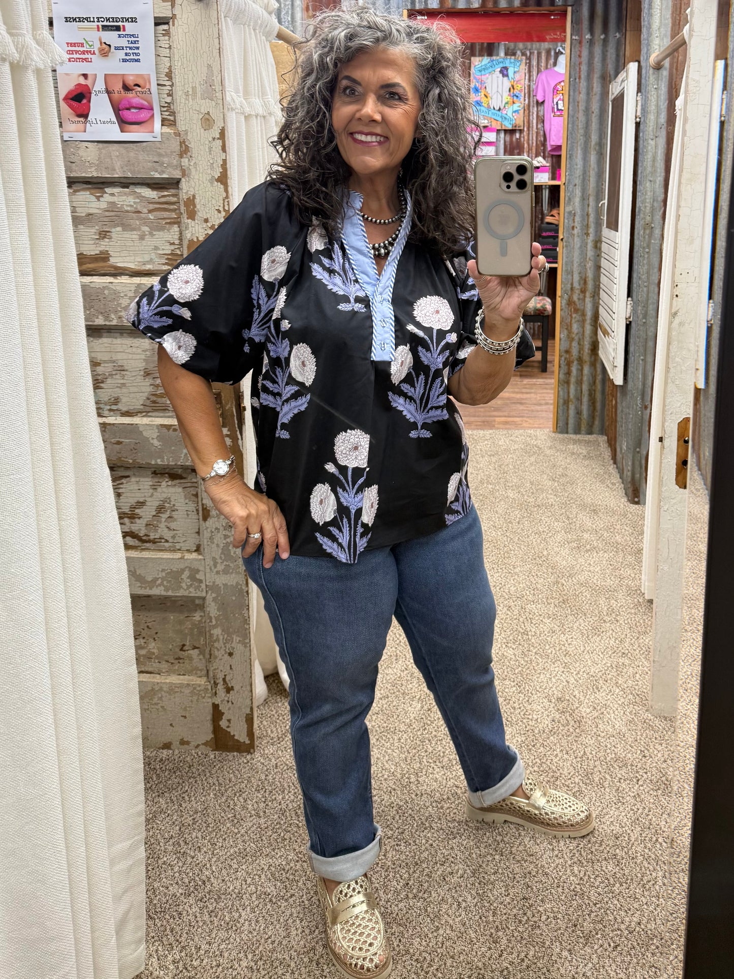 UMGEE Black/Blue Floral Print V-Neck Top
