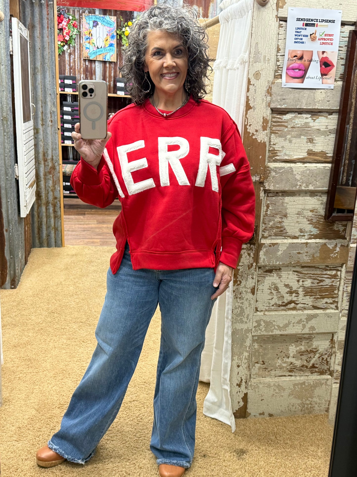 MERRY RED SWEATSHIRT