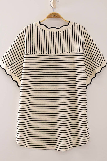 Scallop Trim Stripe Knit Top: WHITE STRIPE