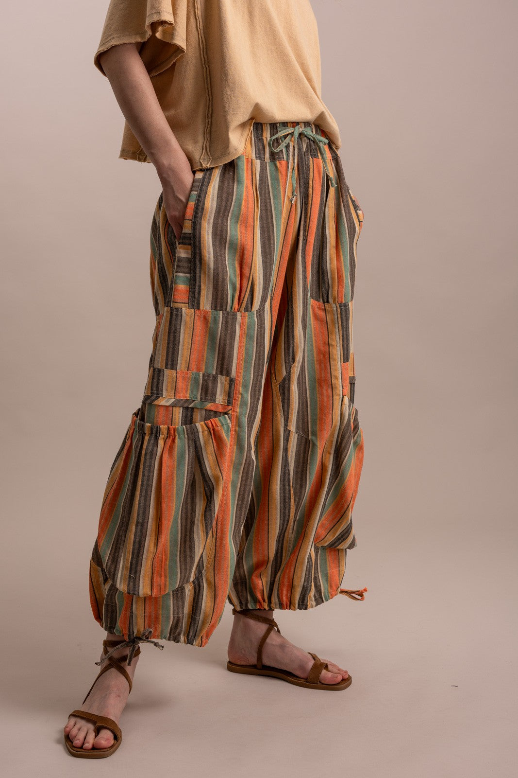 BlueVelvet MULTI COLOR STRIPED PARACHUTE PANTS