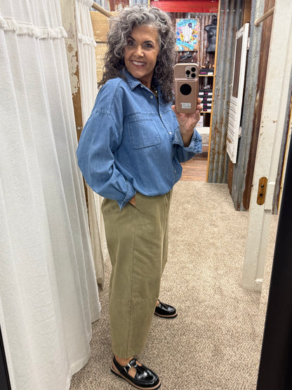Brad & Rena Relaxed Cropped Pants - Olive