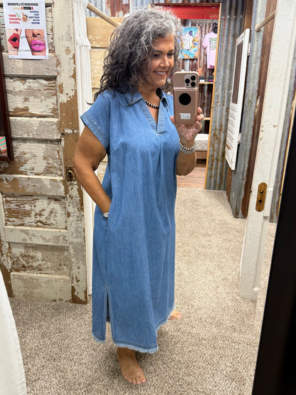 UMGEE Light Denim Washed Collared Denim Midi Dress