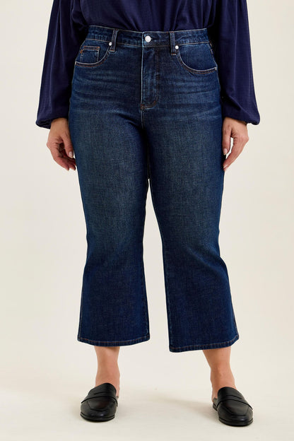 Judy Blue HW T.C. Amy Kick Flare DK Rustic Indigo Jeans 881170