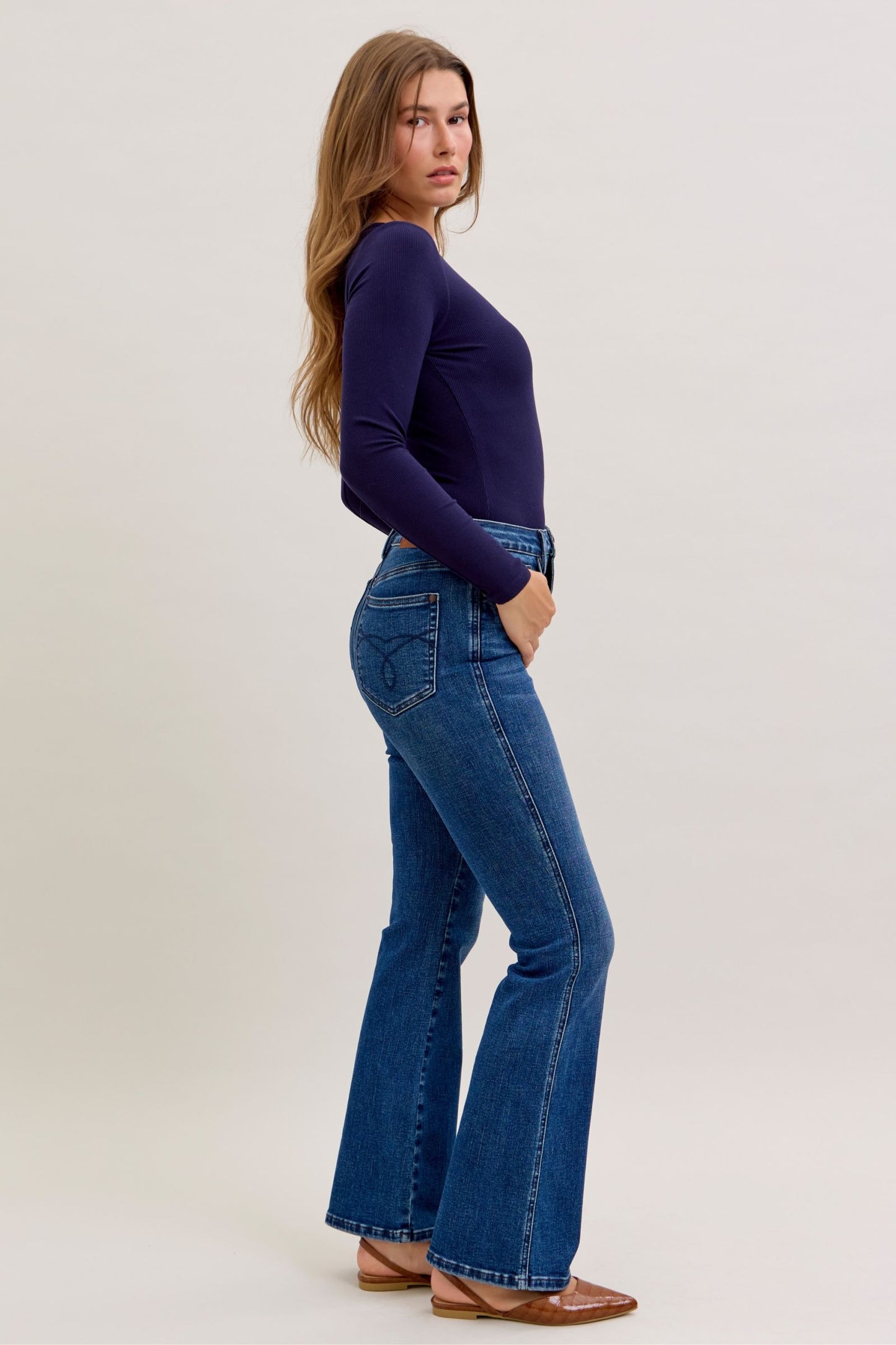 Judy Blue HW Tummy Control Bootcut Jeans Short Inseam 881062