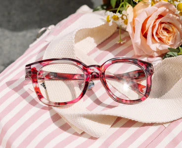 Lala - Spice Quartz Tortoise Readers by Peepers
