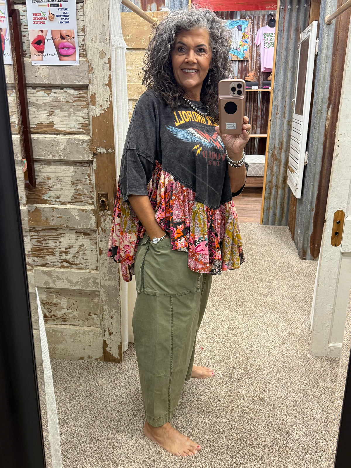 WASHED COTTON OVERSIZED POCKETS WIDE CARGO PANTS: VINTAGE OLIVE