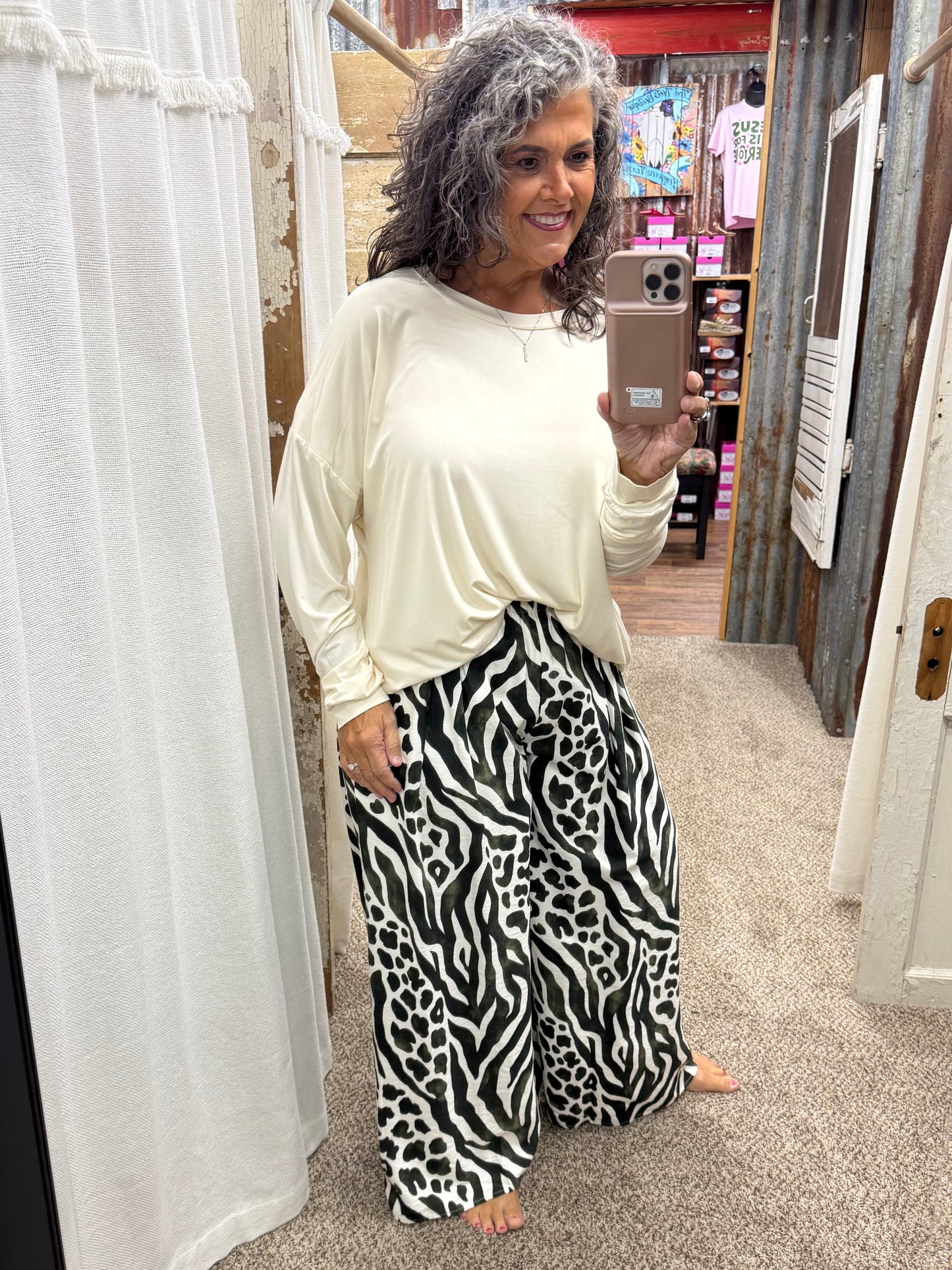 UMGEE Ivory Double Lined Bubble Hem Long Sleeve Top